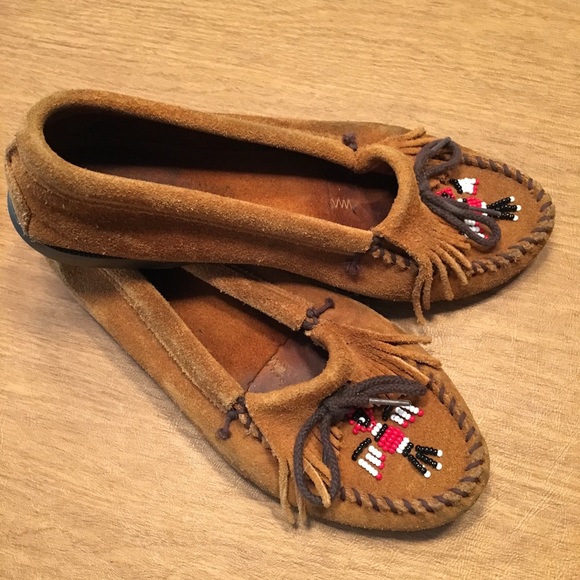 Minnetonka Women's Thunderbird II Moccasins - Picture 3 of 4